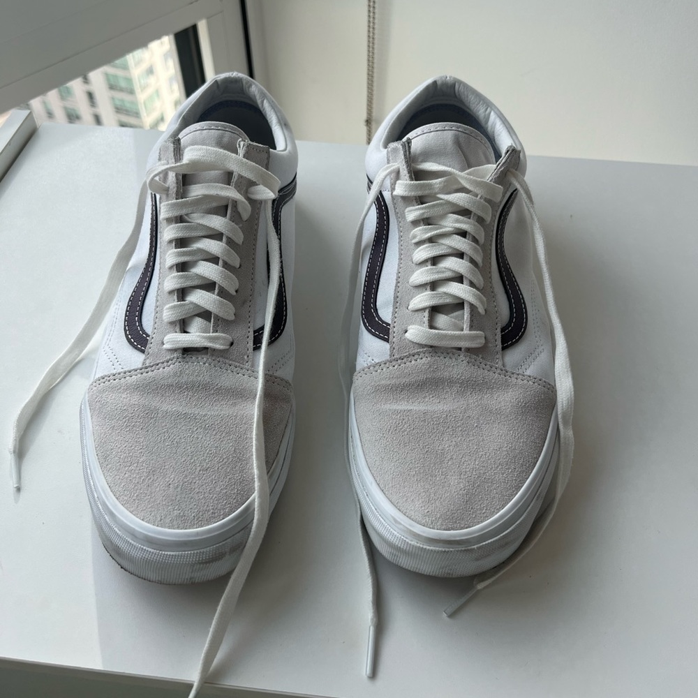 Vans Old Skool Men’s size 13 (Clouds Sunset)